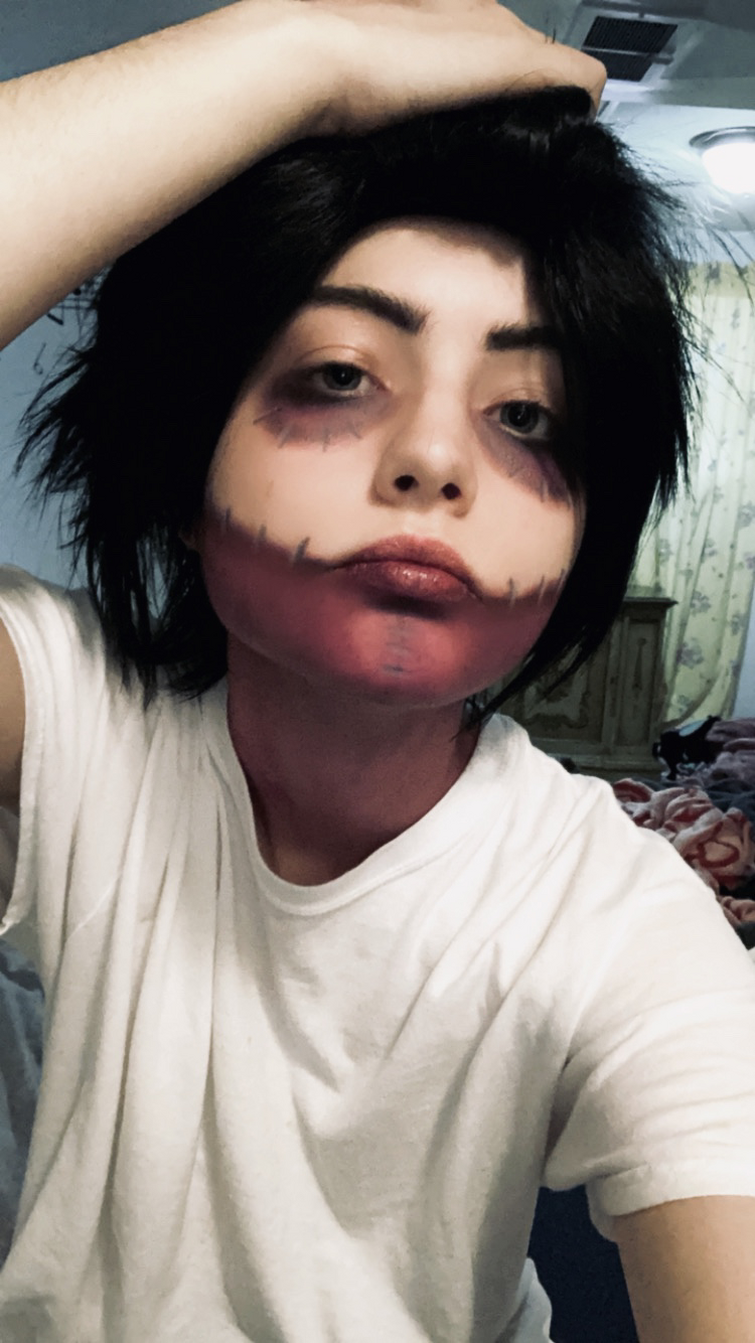 I don't know why I thought it was a good idea to cosplay an emo