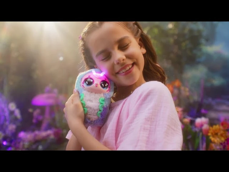Spinmaster Hatchimals Bloomables TVC