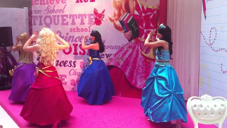 Barbie "We Rule this School"