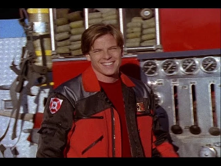 Lightspeed rescue. Майк рейнджер. красный рейнджер успеть на помощь. могучие рейнджеры rescue power.