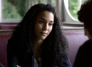 Christy meets Jake to sign their divorce papers.