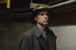 Yellow Card Man | 11.22.63 Wiki | Fandom