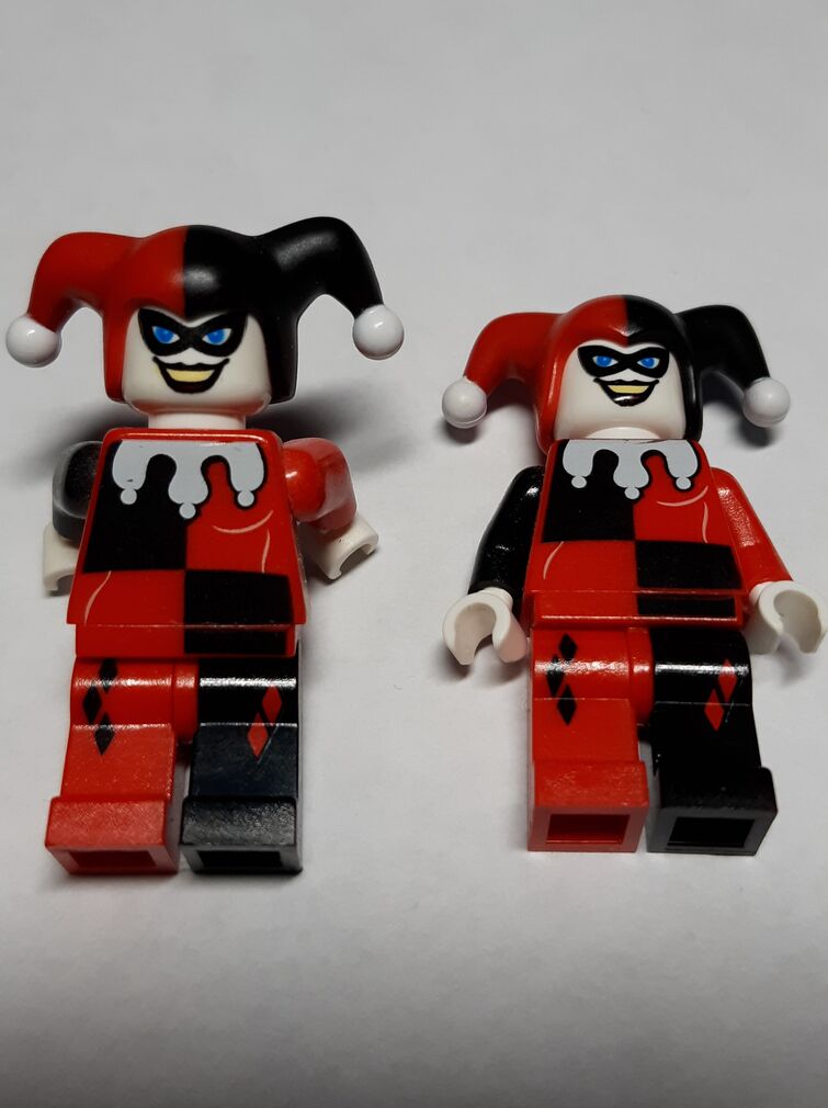 Harley Quinn Minifig Error/Misprint on Set 7886 The Batcycle