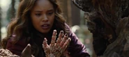 S04E04-Senior-Camping-Trip-052-Jessica-Davis.png (1.67 MB) Jessica with maggots all over her hand
