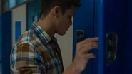 S03E05-Nobody's-Clean-038-Montgomery-de-la-Cruz.png (2 MB) Monty at his locker