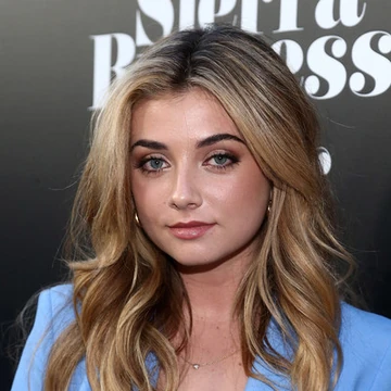 Giorgia Whigham 13 Reasons Why Wiki Fandom Джессика ю, кайл патрик альварез, грегг араки и др. giorgia whigham 13 reasons why wiki