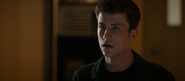 S04E01-Winter-Break-004-Clay-Jensen