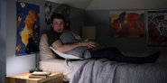 S02E02-Two-Girls-Kissing-002-Clay-Jensen