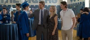 S04E10-Graduation-120-Alex-Bill-Carolyn-Peter.png (2.46 MB)