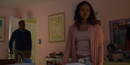 S02E05-The-Chalk-Machine-093-Greg-Jessica.png (2.84 MB) Mr. Davis and Jessica in her room