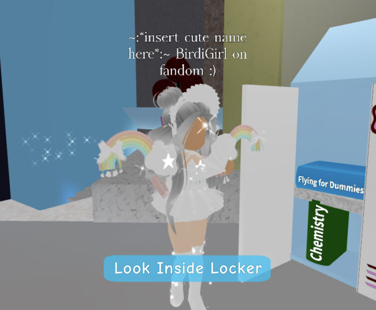 Locker Courtyard, Royale High Wiki