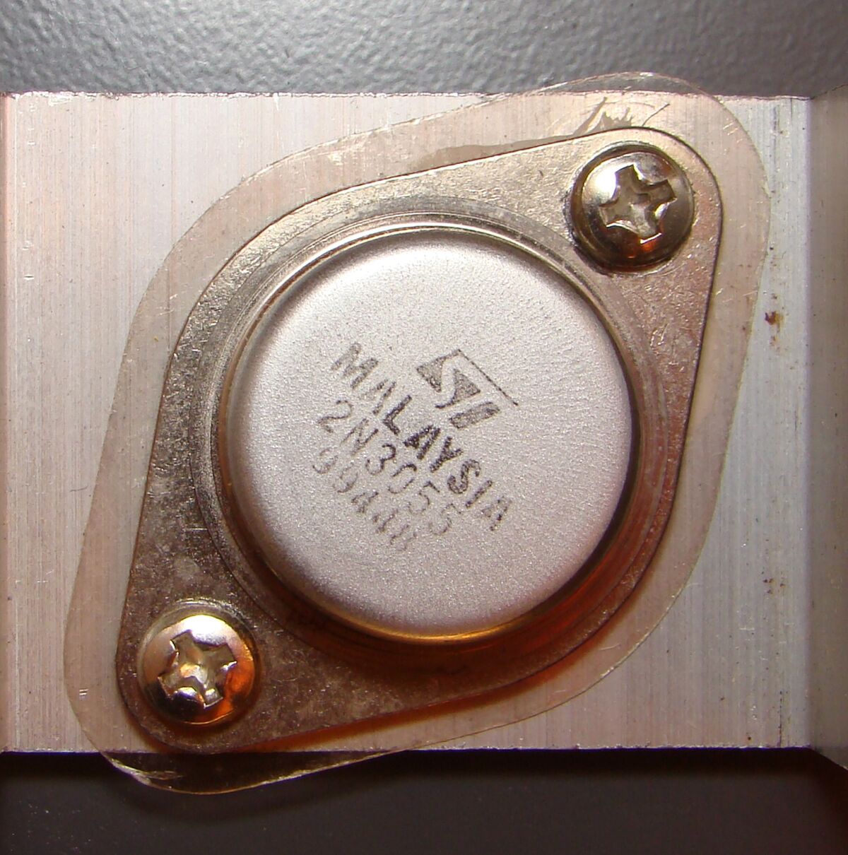 2N3055 silicon NPN power transistor | 1945-1991: Cold War 2N3055 silicon NPN power transistor | 1945-1991: Cold War