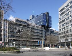DIN-Sitz_Berlin Institute Berlin  building