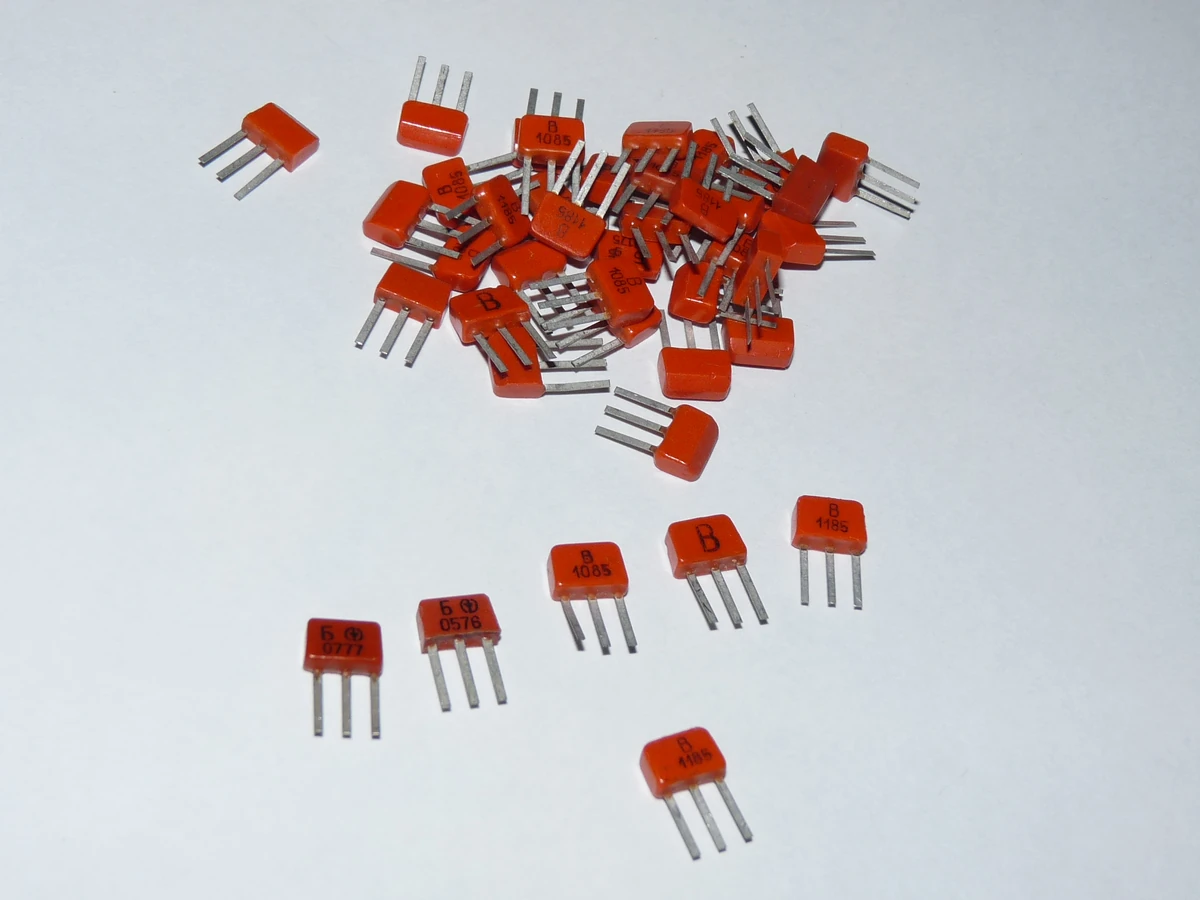 Soviet КТ315 NPN bipolar junction transistor 19451991 Cold War