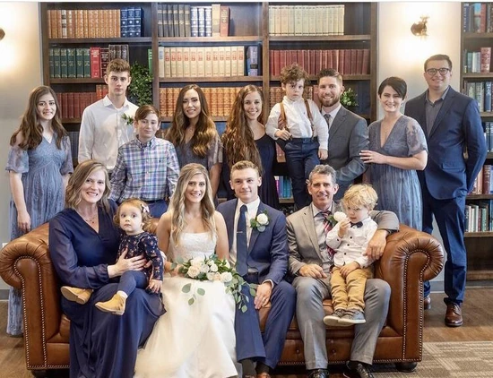 Seewald Family | 19 Kids and Counting Wiki | Fandom Seewald Family | 19 Kids and Counting Wiki | Fandom