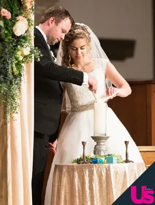 Lighting the unity candle.