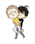 Mini He Tian lifting a mini Mo Guan Shan