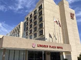 Lincoln Plaza Hotel