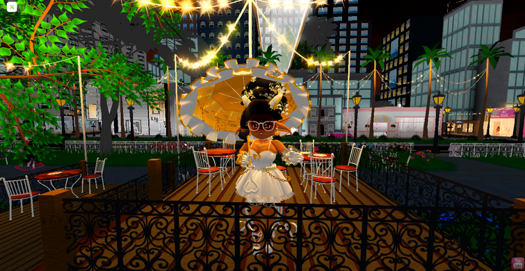 Moonlight square cafe photoshoot (also posted to royale high wiki) :  r/RoyaleHigh_Roblox