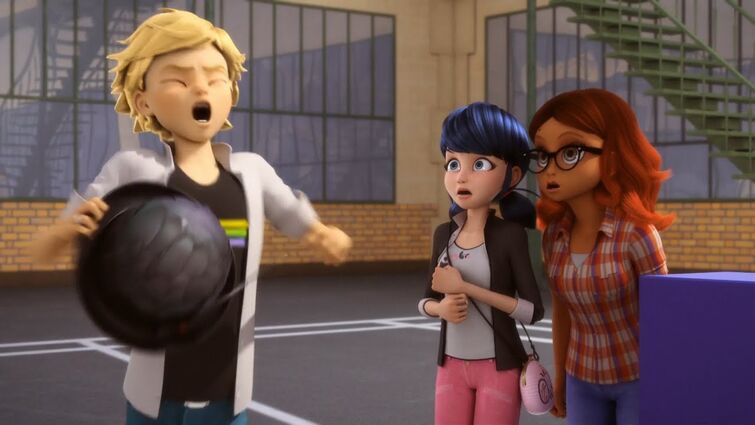 Adrien Faces Fandom