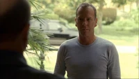 Jack Bauer llega a la casa de su hermano