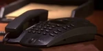 5x02 Logan phone