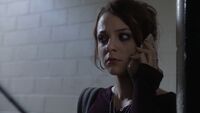 10x02 Amira on phone
