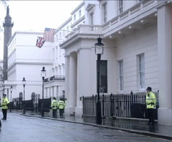 9x01 Willoughby House