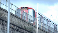 9x01 Hammersmith Train