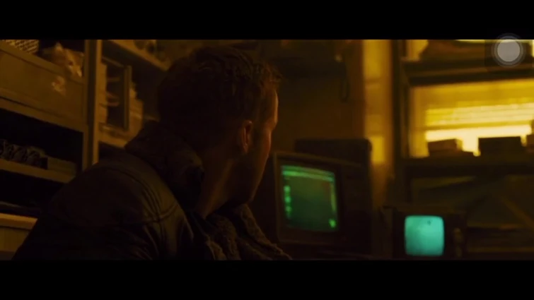 Blade Runner 2049 (2017) - Barkhad Abdi scene