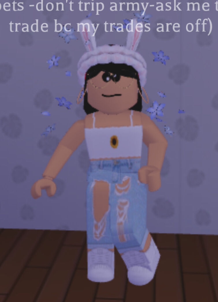 Roblox Avatar Giveaway Kinda Unrelated Fandom - roblox sunflower outfit