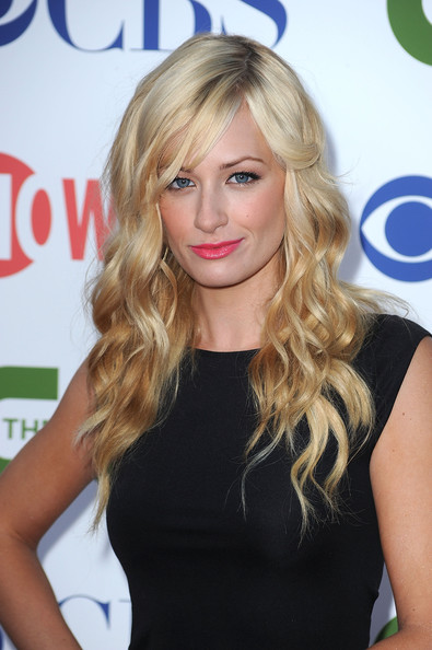 beth behrs