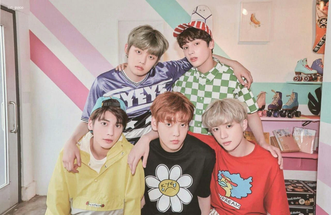 Post the first four kpop related photos in your possession, but now it