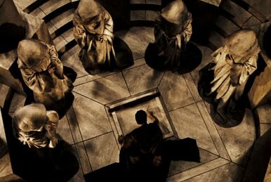 300 (2006) - This Is Sparta! Scene (1/5)