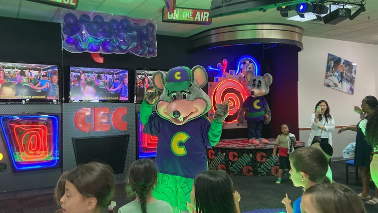 Nanuet, NY Me & My Friends Avenger Chuck E. Cheese! ( Grand Re-Opening)