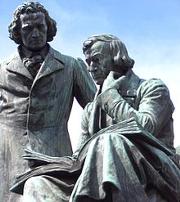 Brothers Grimm' s Statue
