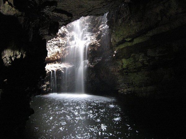 Victoria Falls Cave.jpg
