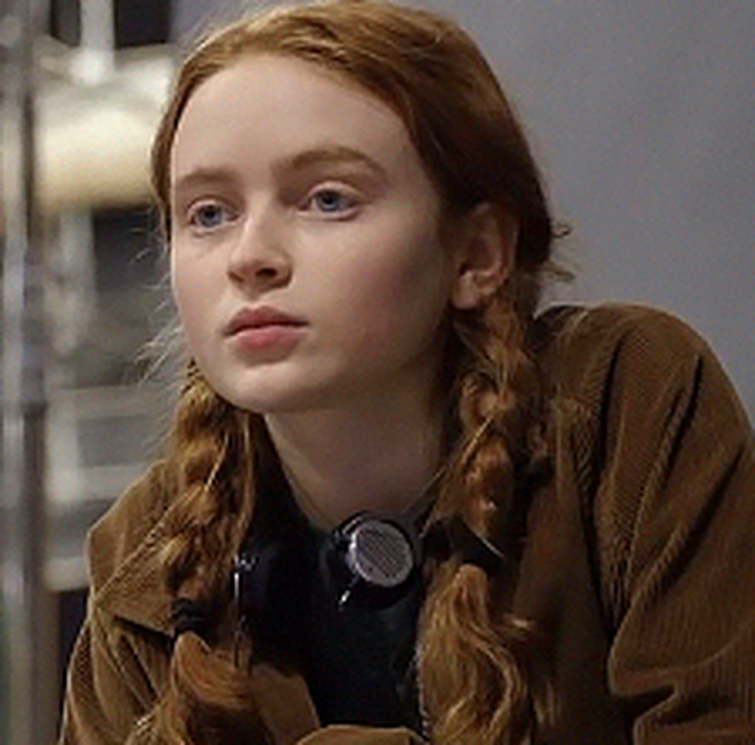 Stranger girls. I hate Sadie Sink.