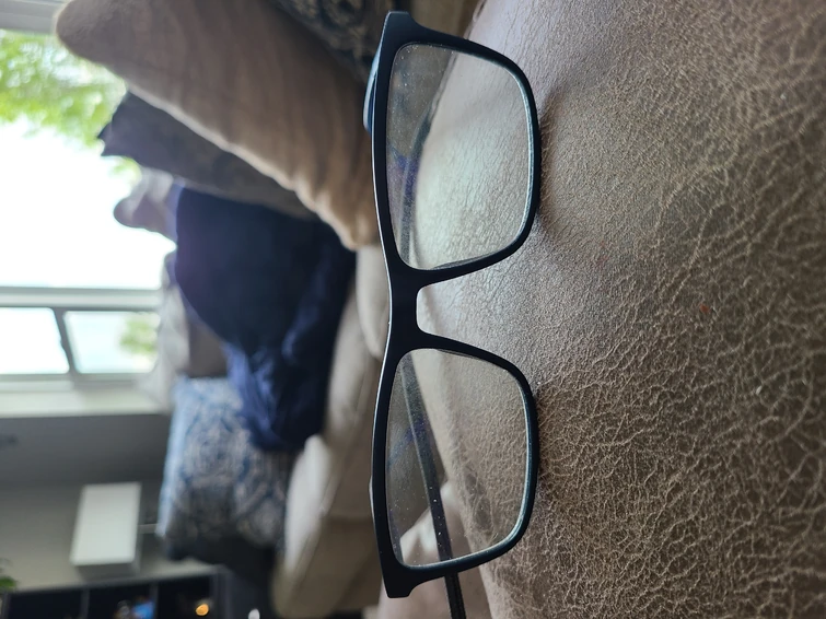 do you wear glasses? Fandom