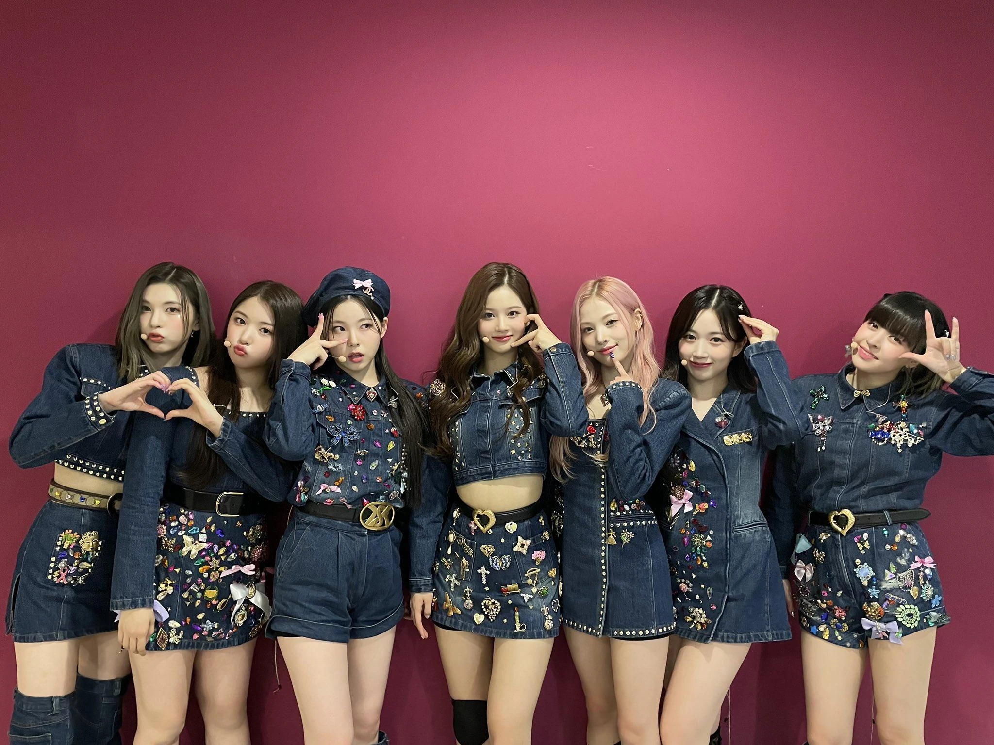 NMIXX ユニフォーム リリー Amazon.co.jp: NMIXX エンミックス リリー