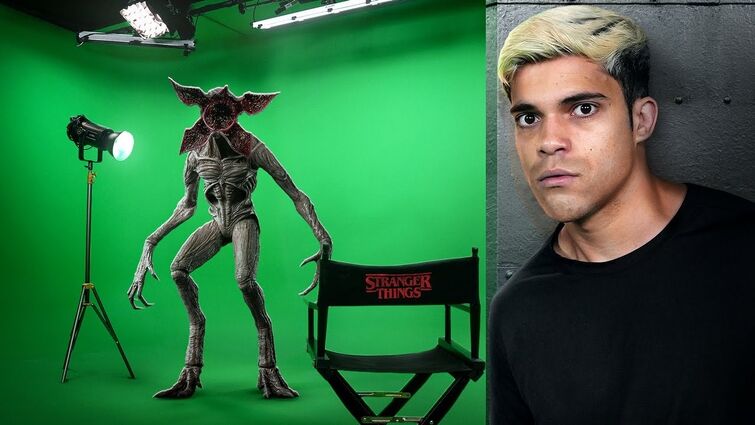 *SNEAKING* Into Active Stranger Things (Filming Locations)