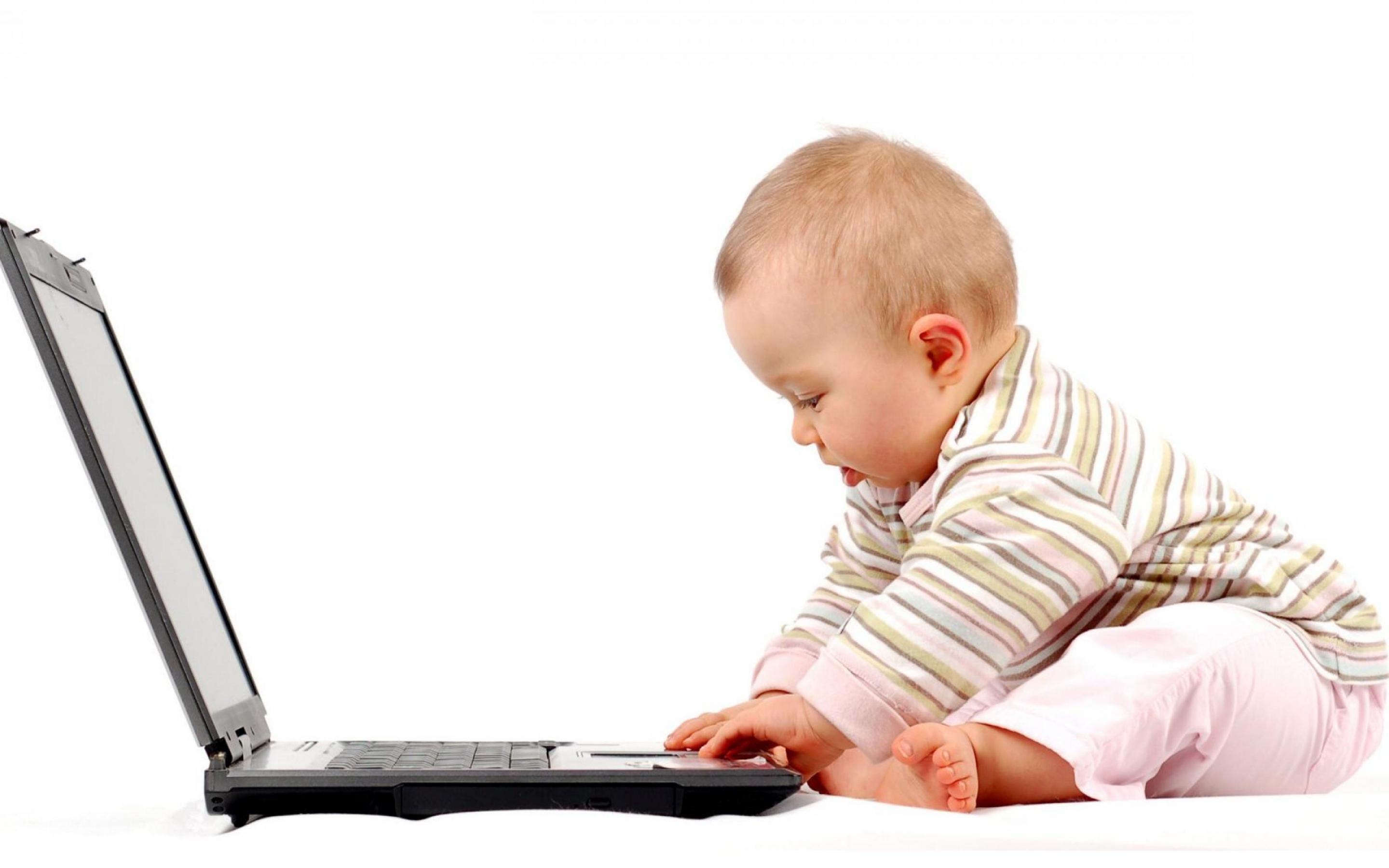 Интернет в жизни детей. Реклама работы в интернете. Компьютер для детей. Удаленная работа в интернете.