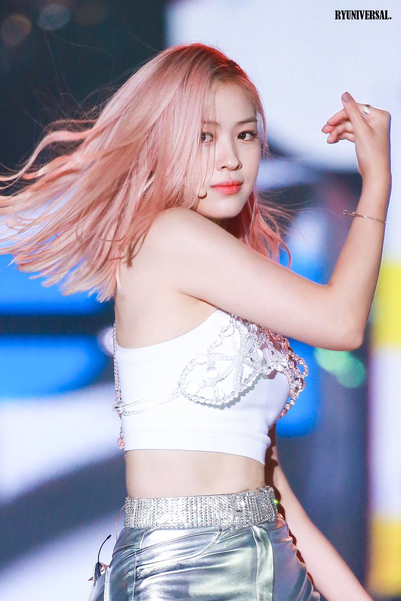 240602 ITZY Ryujin - K-Wave Concert Inkigayo | kpopping
