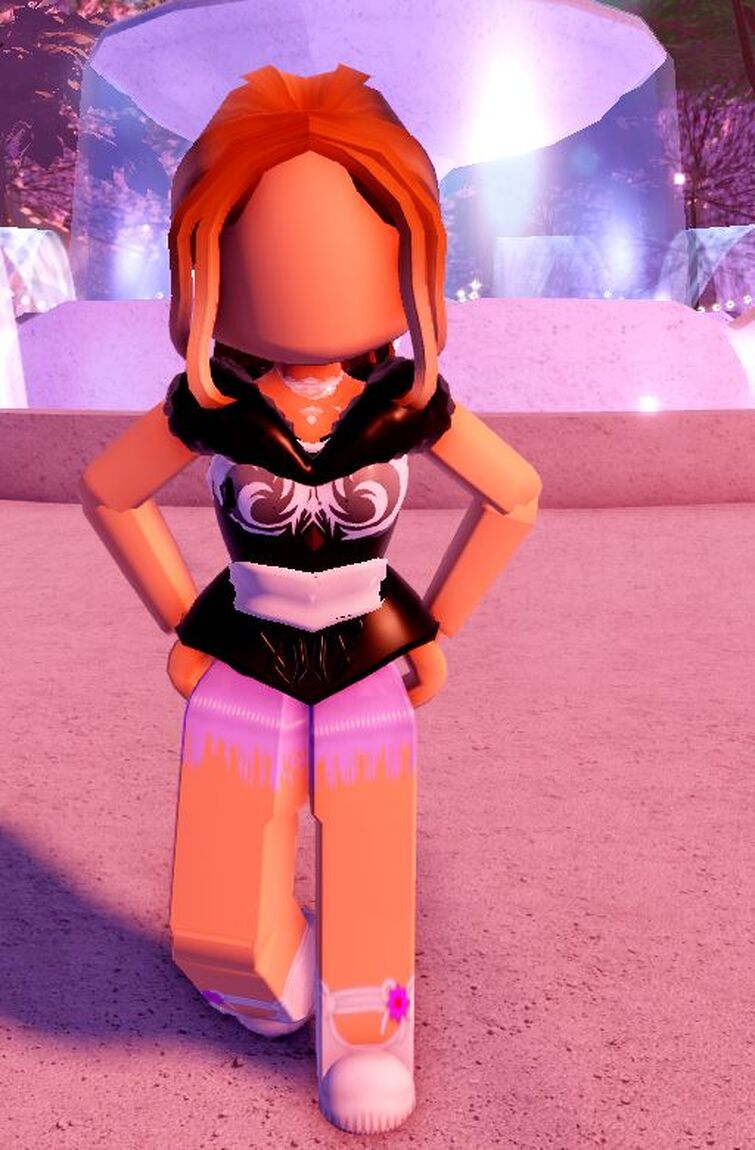 Corset/Outfit Hacks:😉: : r/RoyaleHigh_Roblox