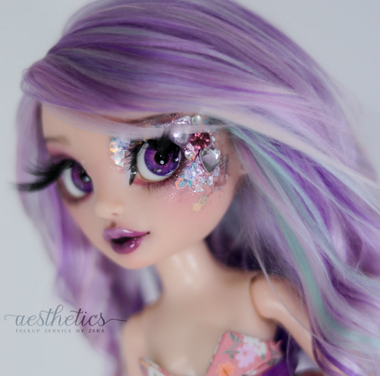 OOAK Rainbow High Doll violet Monroe 