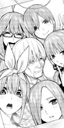 CH68 Nakano quintuplets' grandfather in picture.png (1,04 МБ) Дед на последнем снимке, когда-либо сделанном с внучками.