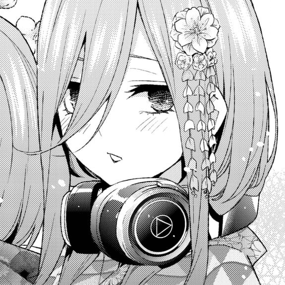 Miku's Headphones | 5Toubun no Hanayome Wiki | Fandom