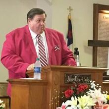 Simmons preach.jpg