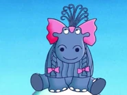 Henrietta with a beautiful haircut.