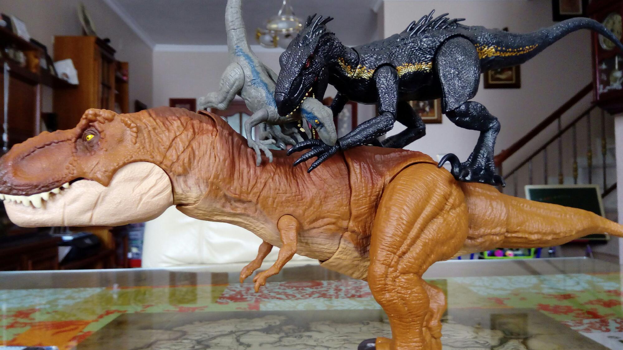 indoraptor articulado